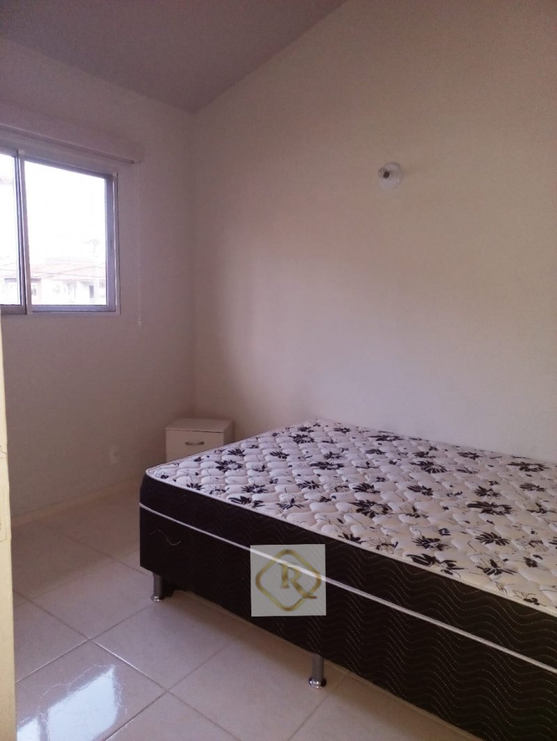 Apartamento à venda com 2 quartos, 44m² - Foto 8