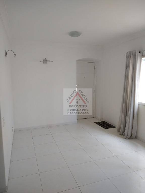 Apartamento à venda com 3 quartos, 85m² - Foto 1