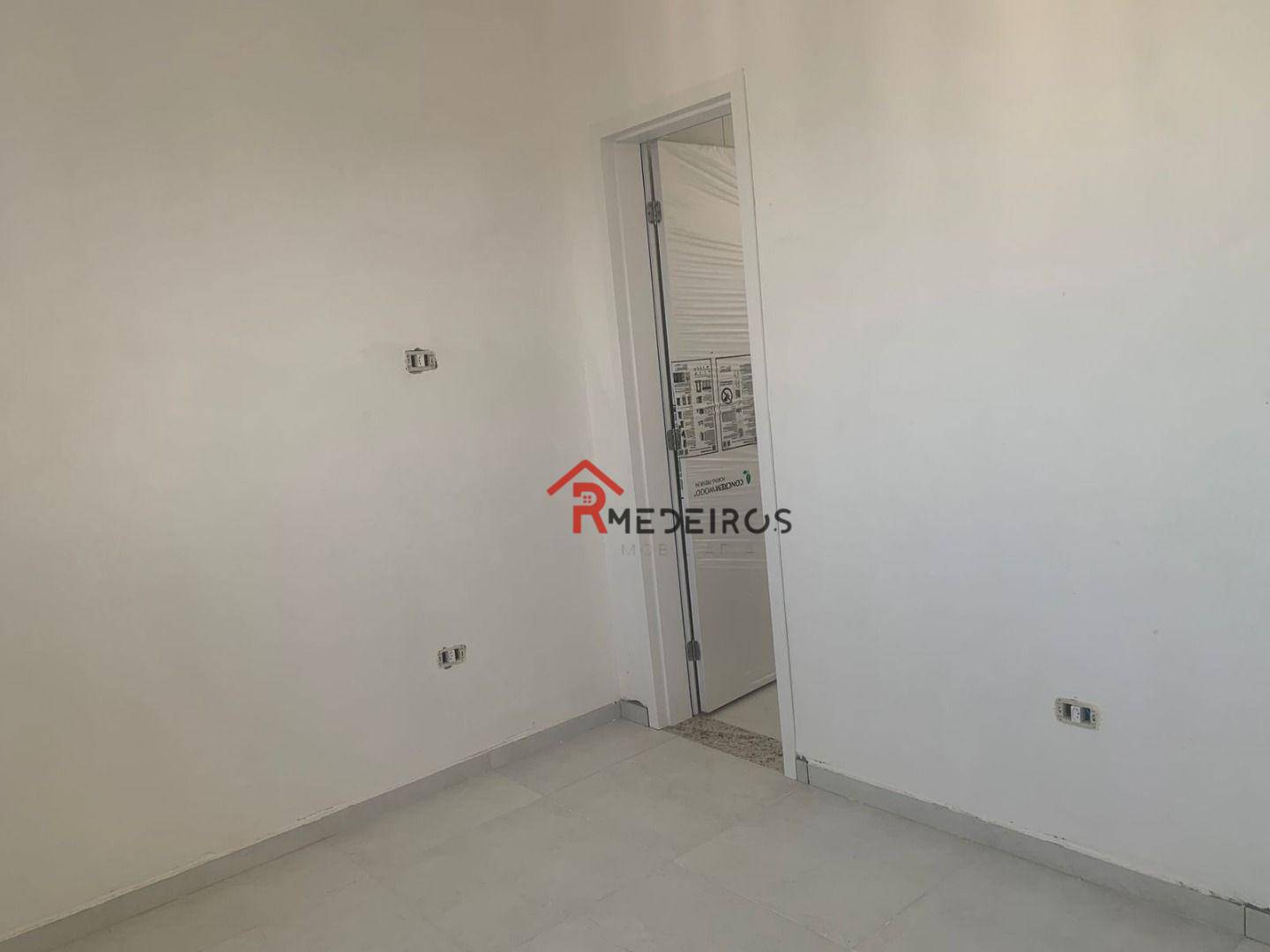 Apartamento à venda com 1 quarto, 80m² - Foto 27