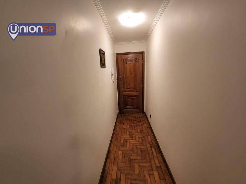 Apartamento à venda com 1 quarto, 56m² - Foto 2