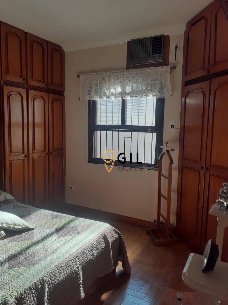 Casa à venda com 3 quartos, 200m² - Foto 16