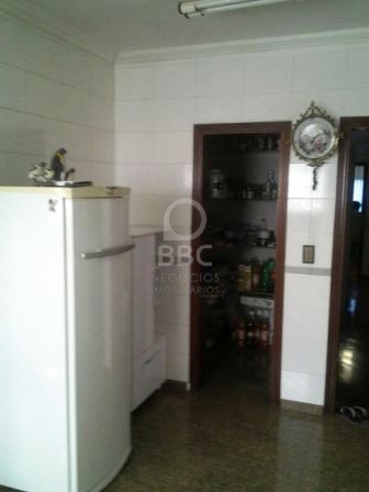 Apartamento à venda com 4 quartos, 242m² - Foto 12