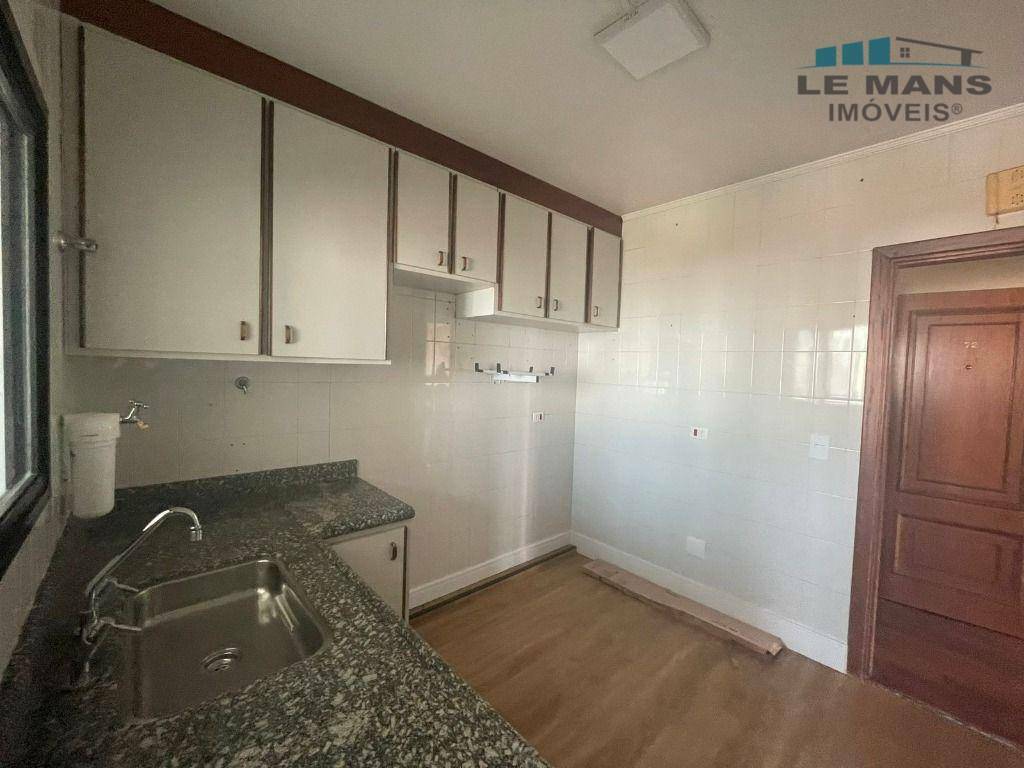 Apartamento à venda com 3 quartos, 103m² - Foto 5