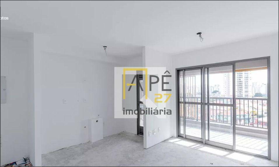 Apartamento à venda com 2 quartos, 5m² - Foto 1