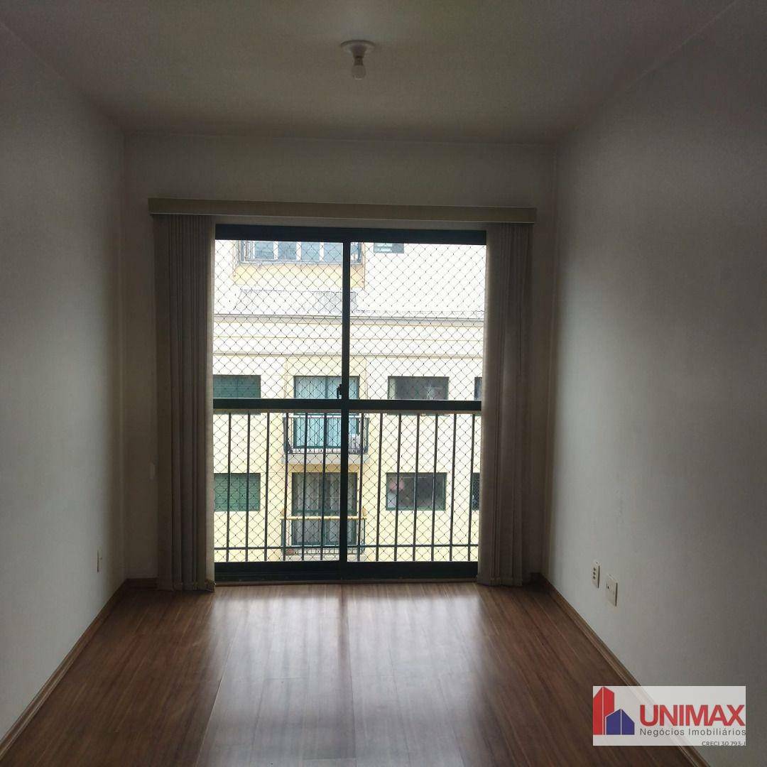 Apartamento para alugar com 2 quartos, 60m² - Foto 4