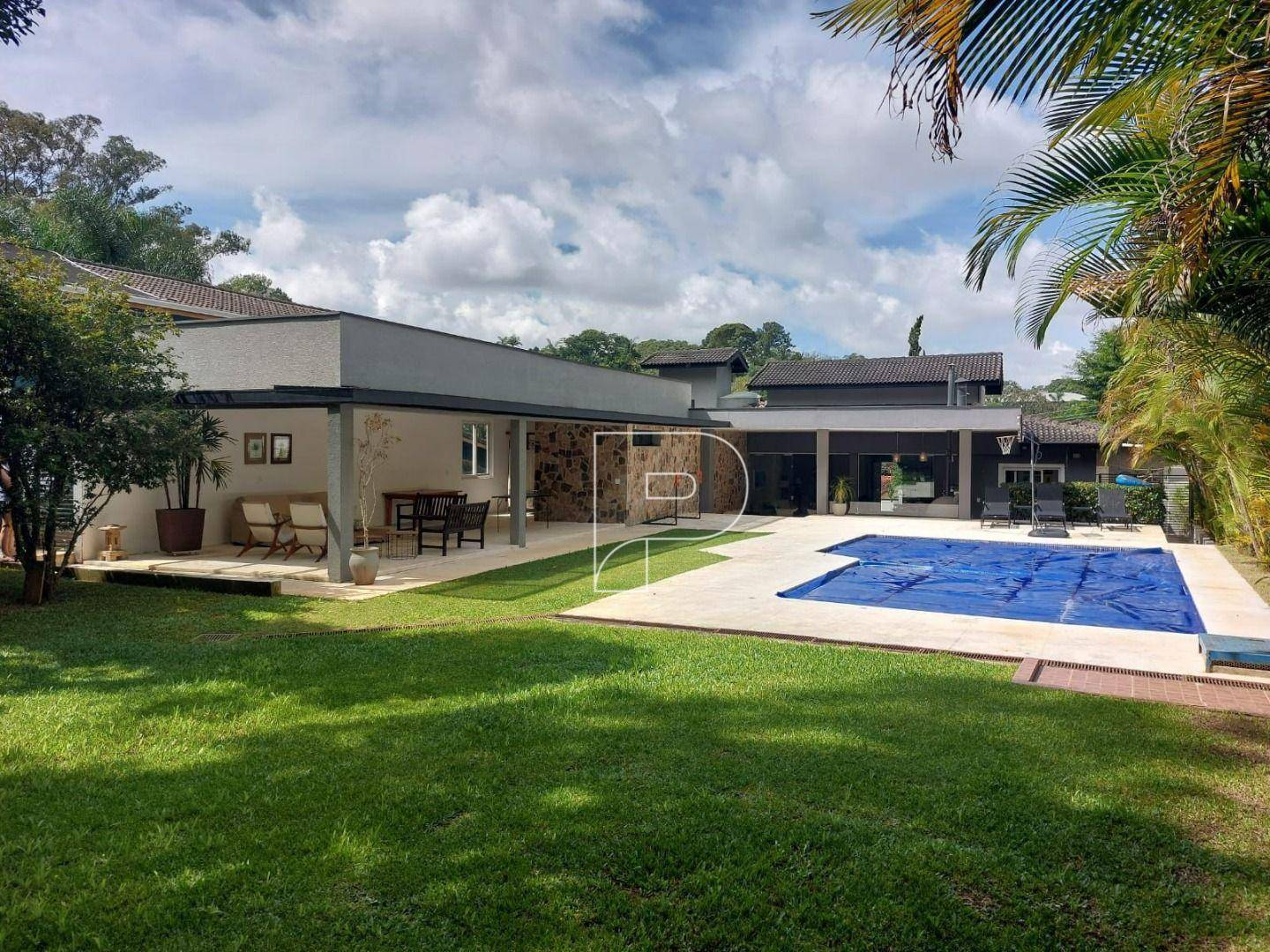 Casa de Condomínio à venda e aluguel com 4 quartos, 351m² - Foto 1