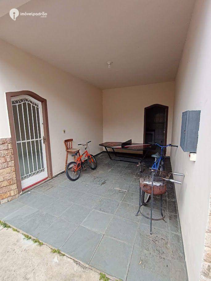 Casa à venda com 3 quartos, 150m² - Foto 13