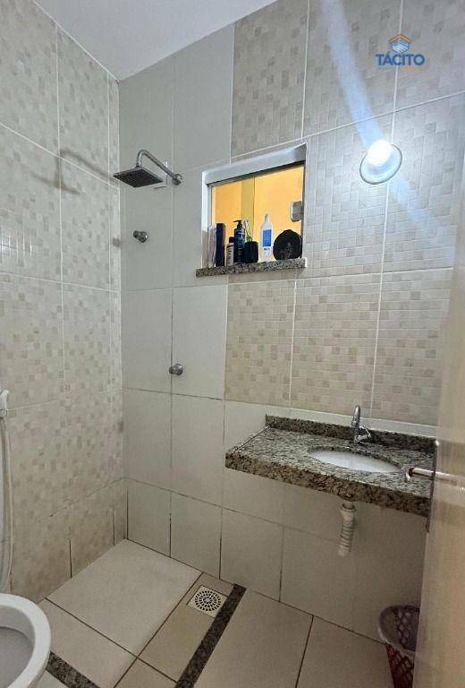 Casa à venda com 2 quartos, 88m² - Foto 12