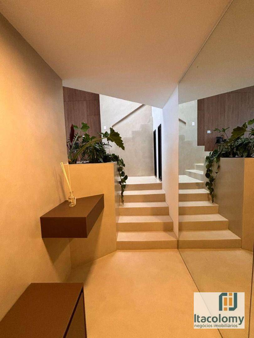 Casa de Condomínio à venda com 3 quartos, 360m² - Foto 4