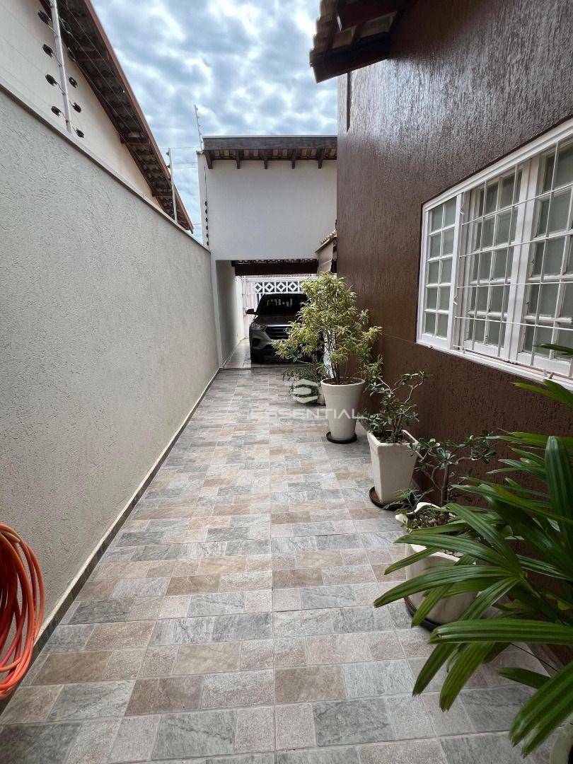 Sobrado à venda com 4 quartos, 220m² - Foto 40