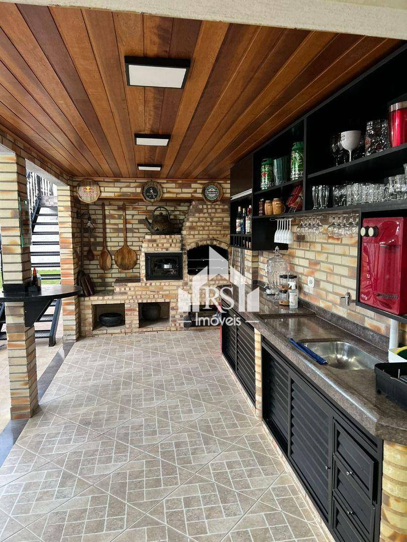 Casa à venda com 4 quartos, 250m² - Foto 9