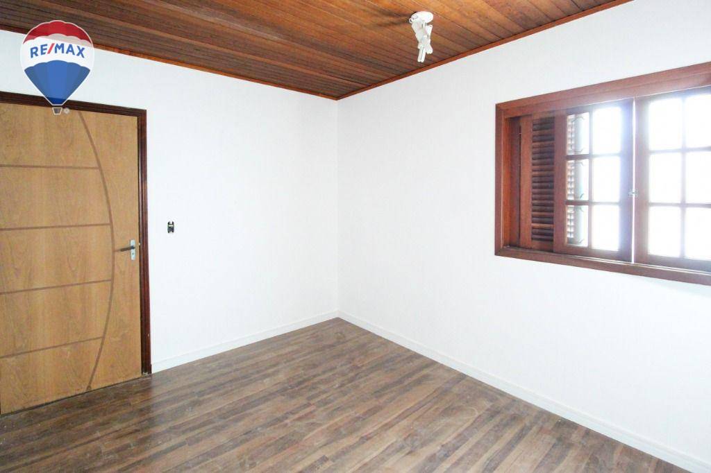 Casa para alugar com 4 quartos, 320m² - Foto 20