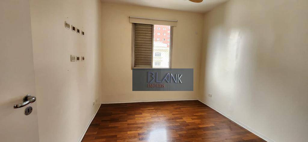 Apartamento para alugar com 3 quartos, 130m² - Foto 20