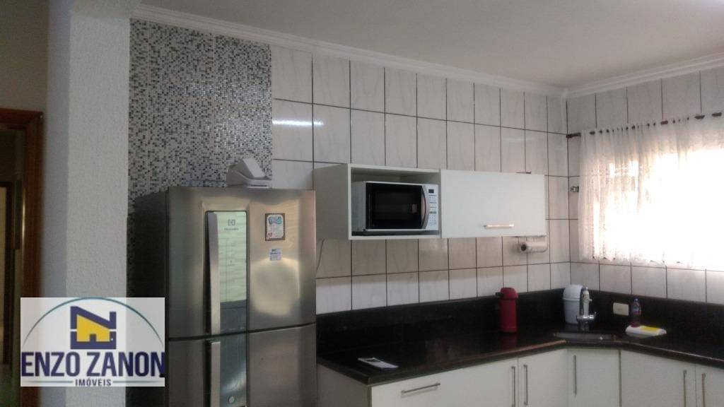 Sobrado à venda com 3 quartos, 274m² - Foto 15