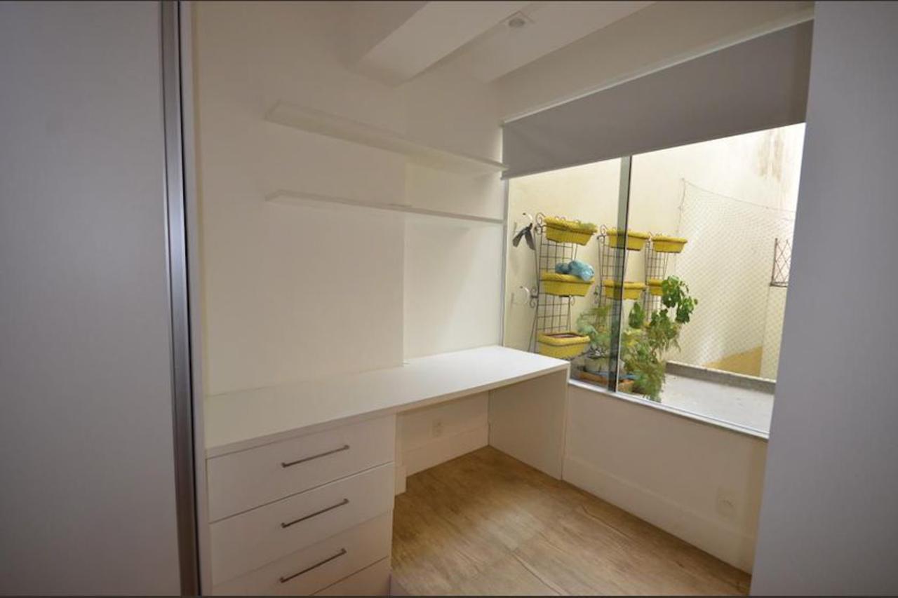 Apartamento à venda com 4 quartos, 210m² - Foto 32