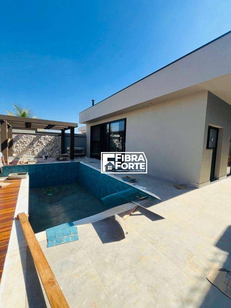 Casa de Condomínio à venda com 4 quartos, 305m² - Foto 10