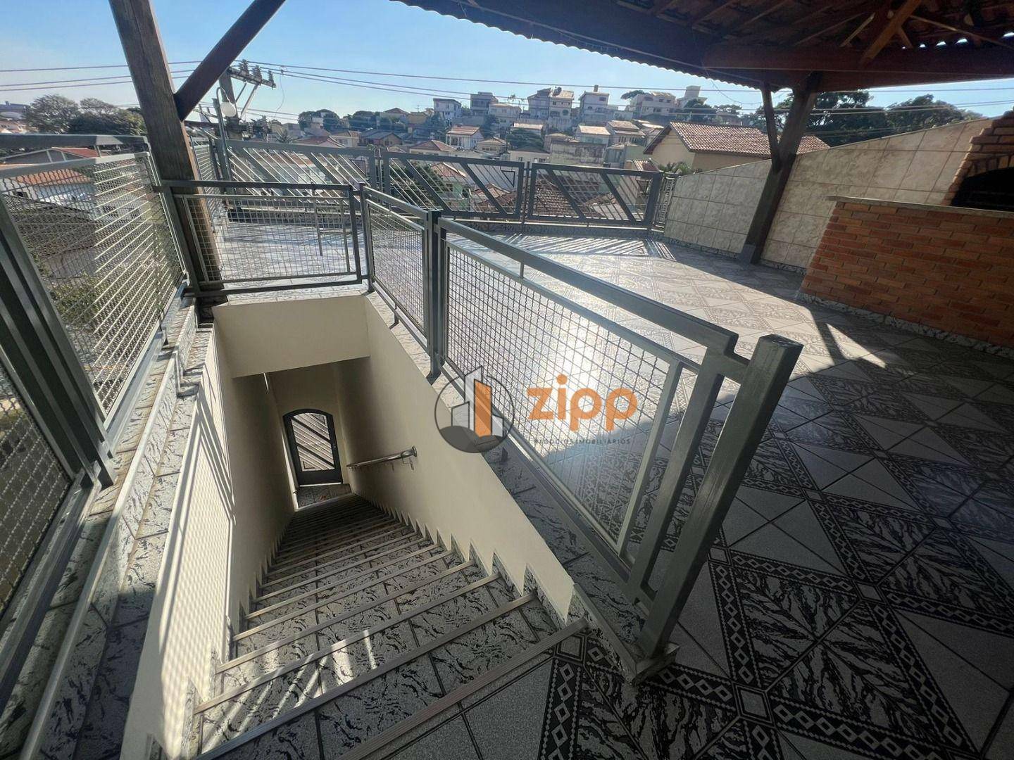 Sobrado à venda com 6 quartos, 300m² - Foto 53