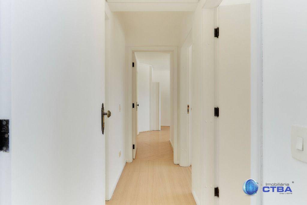 Apartamento à venda com 3 quartos, 182m² - Foto 13