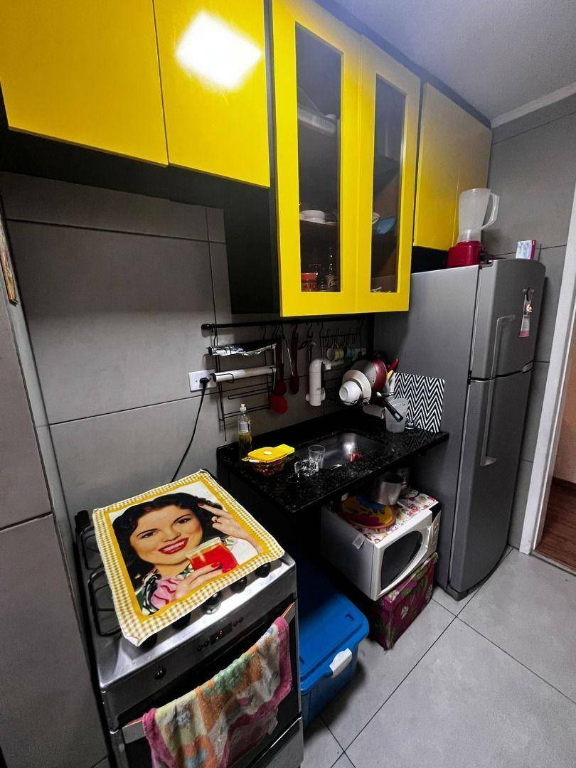 Apartamento à venda e aluguel com 3 quartos, 50m² - Foto 2