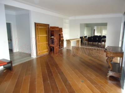 Apartamento à venda com 4 quartos, 330m² - Foto 2