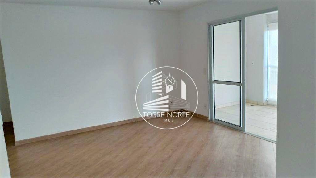 Apartamento à venda com 2 quartos, 80m² - Foto 3