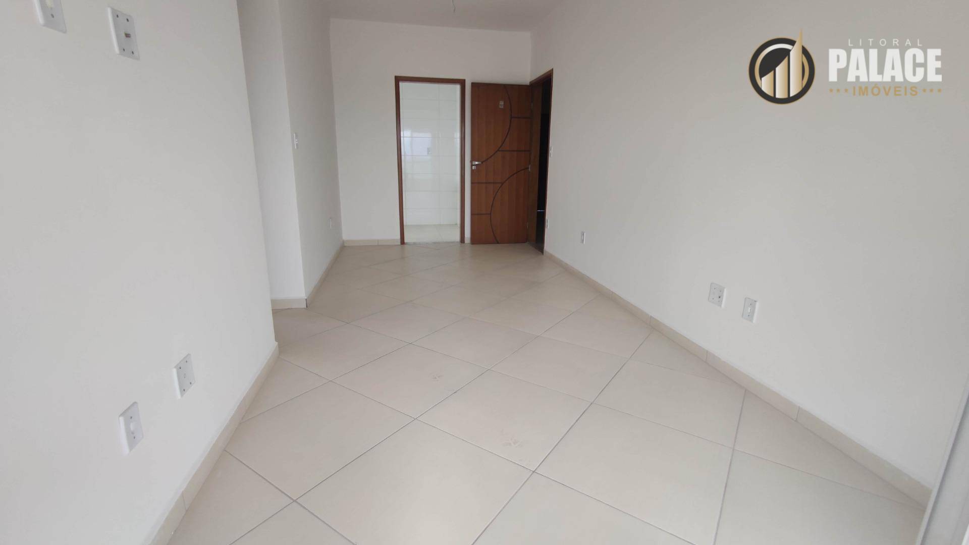 Apartamento à venda com 2 quartos, 60m² - Foto 2