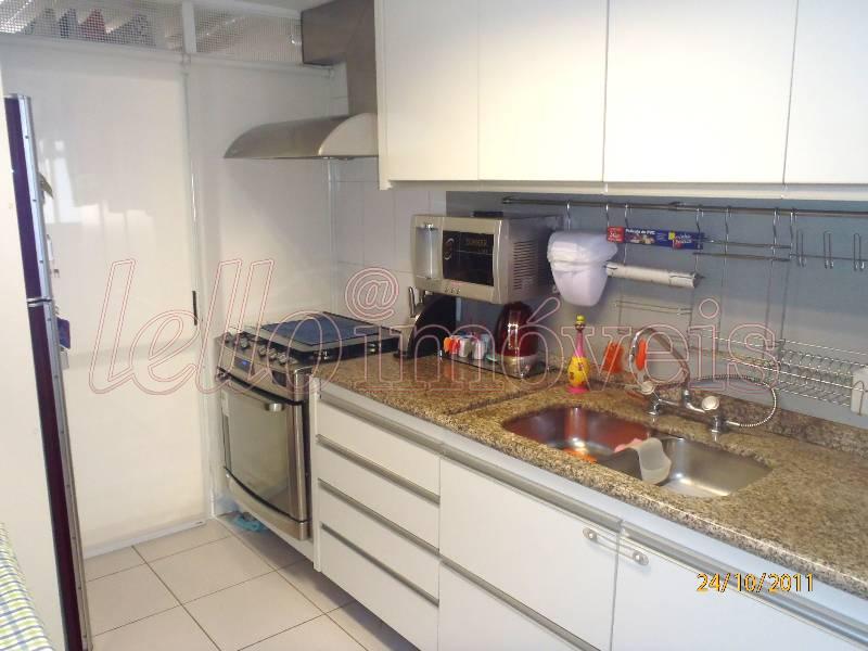 Apartamento para alugar com 3 quartos, 131m² - Foto 9