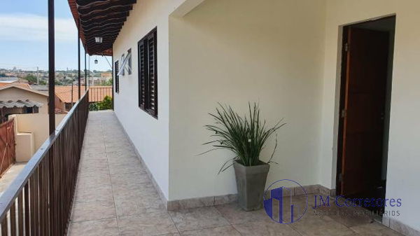 Sobrado à venda com 3 quartos, 254m² - Foto 4