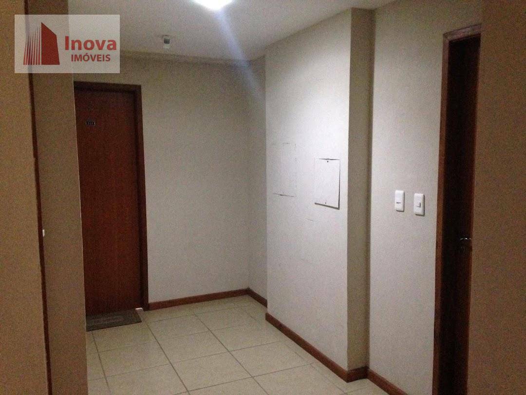 Apartamento à venda com 2 quartos, 75m² - Foto 6