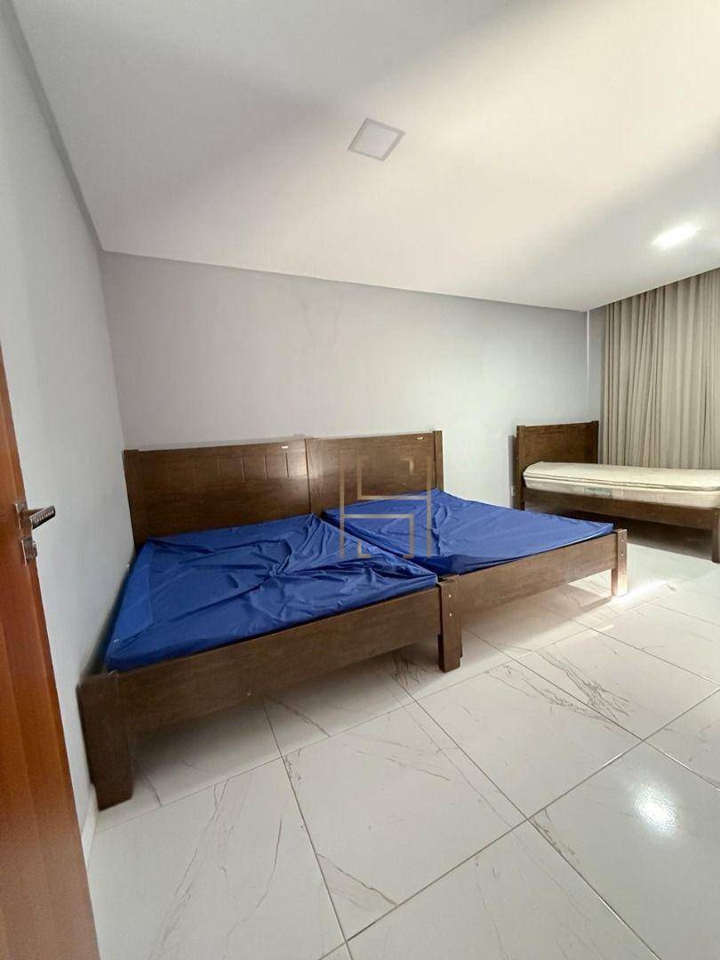 Casa, 7 quartos, 400 m² - Foto 2