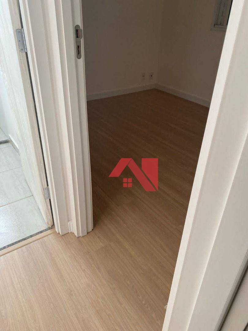 Apartamento à venda com 2 quartos, 49m² - Foto 4