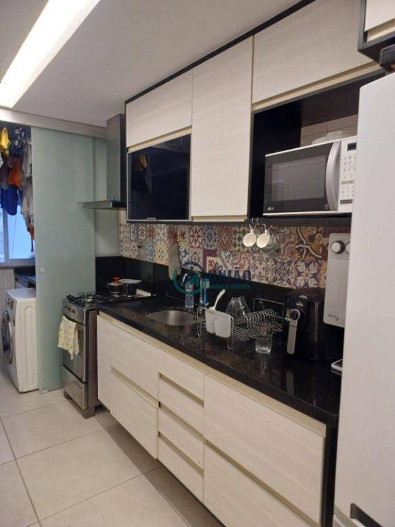 Apartamento à venda com 3 quartos, 101m² - Foto 16