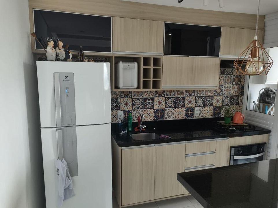 Apartamento à venda com 2 quartos, 60m² - Foto 4