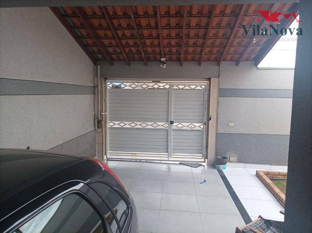 Casa à venda com 3 quartos, 170m² - Foto 4