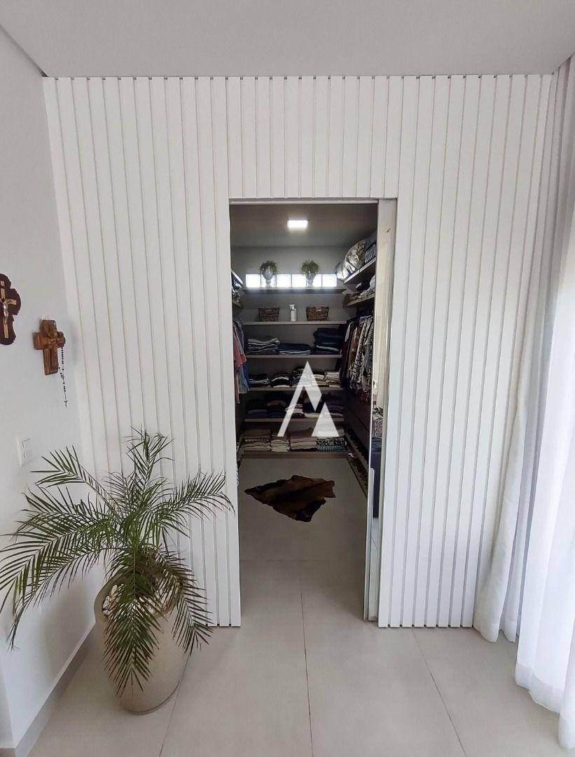 Casa de Condomínio à venda com 3 quartos, 300m² - Foto 61