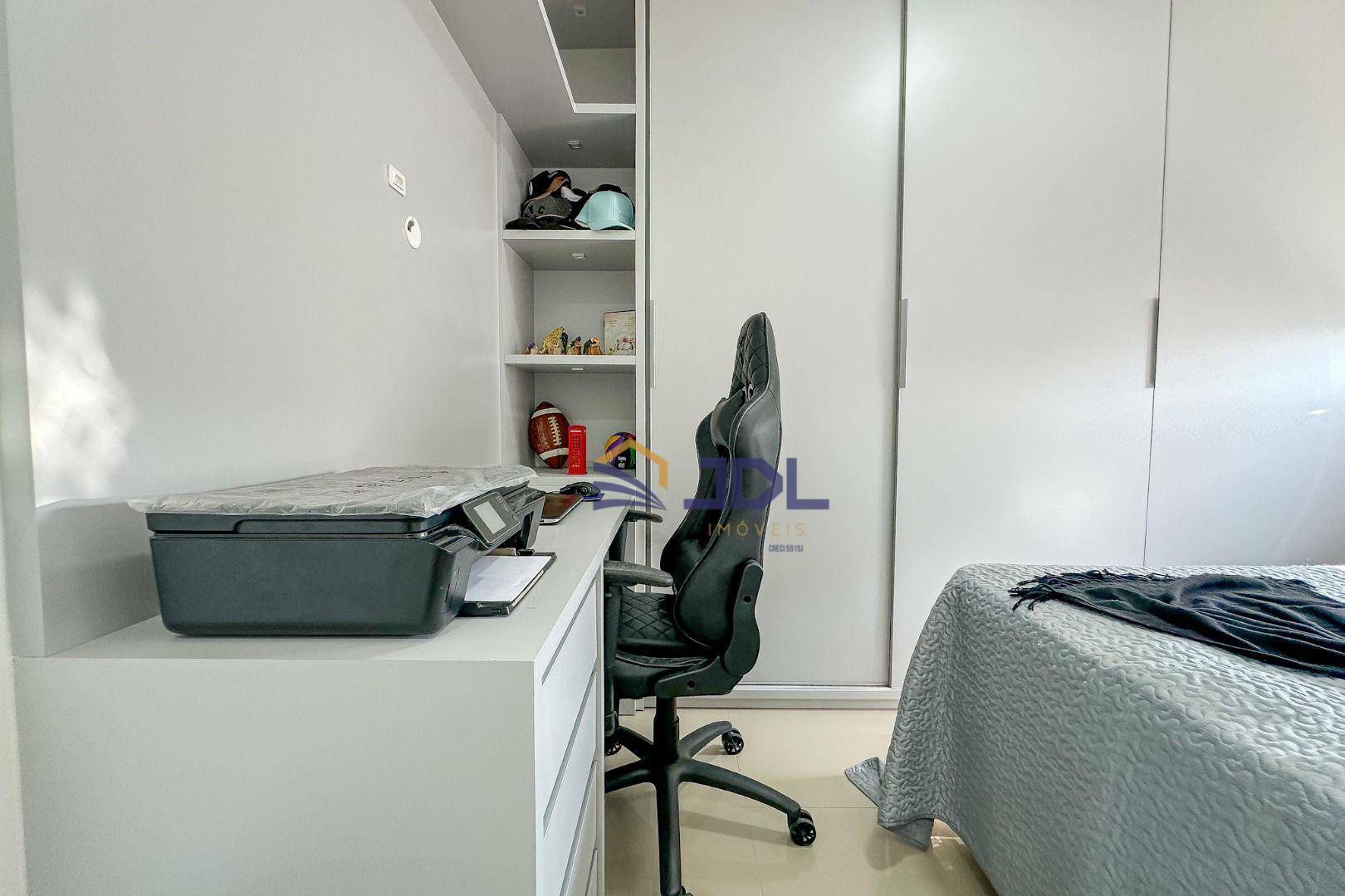 Apartamento à venda com 3 quartos, 81m² - Foto 9