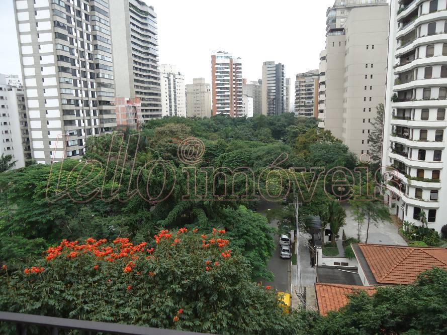 Apartamento para alugar com 3 quartos, 173m² - Foto 5