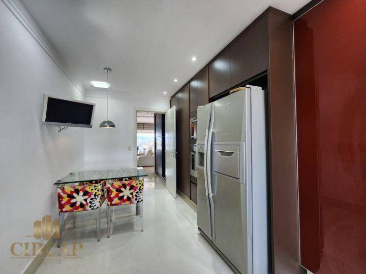 Apartamento à venda e aluguel com 4 quartos, 205m² - Foto 12