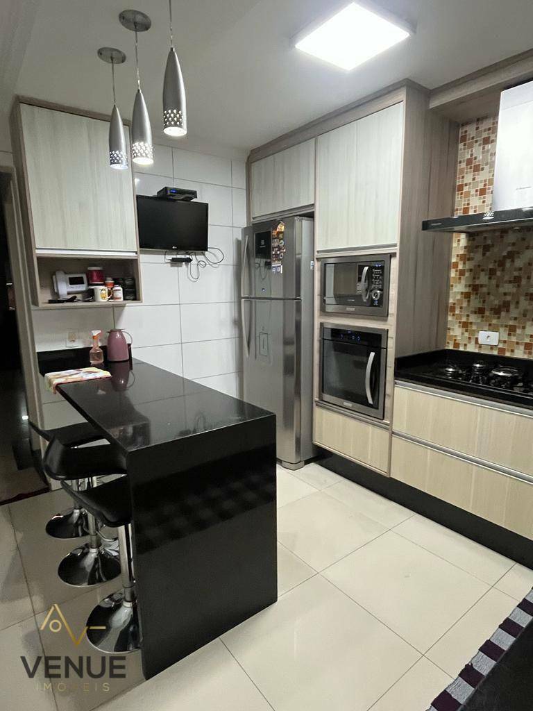 Sobrado à venda com 3 quartos, 240m² - Foto 21