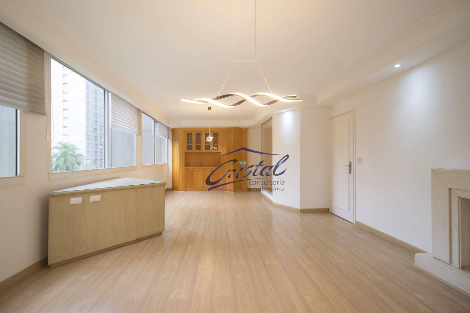 Apartamento à venda com 3 quartos, 220m² - Foto 36