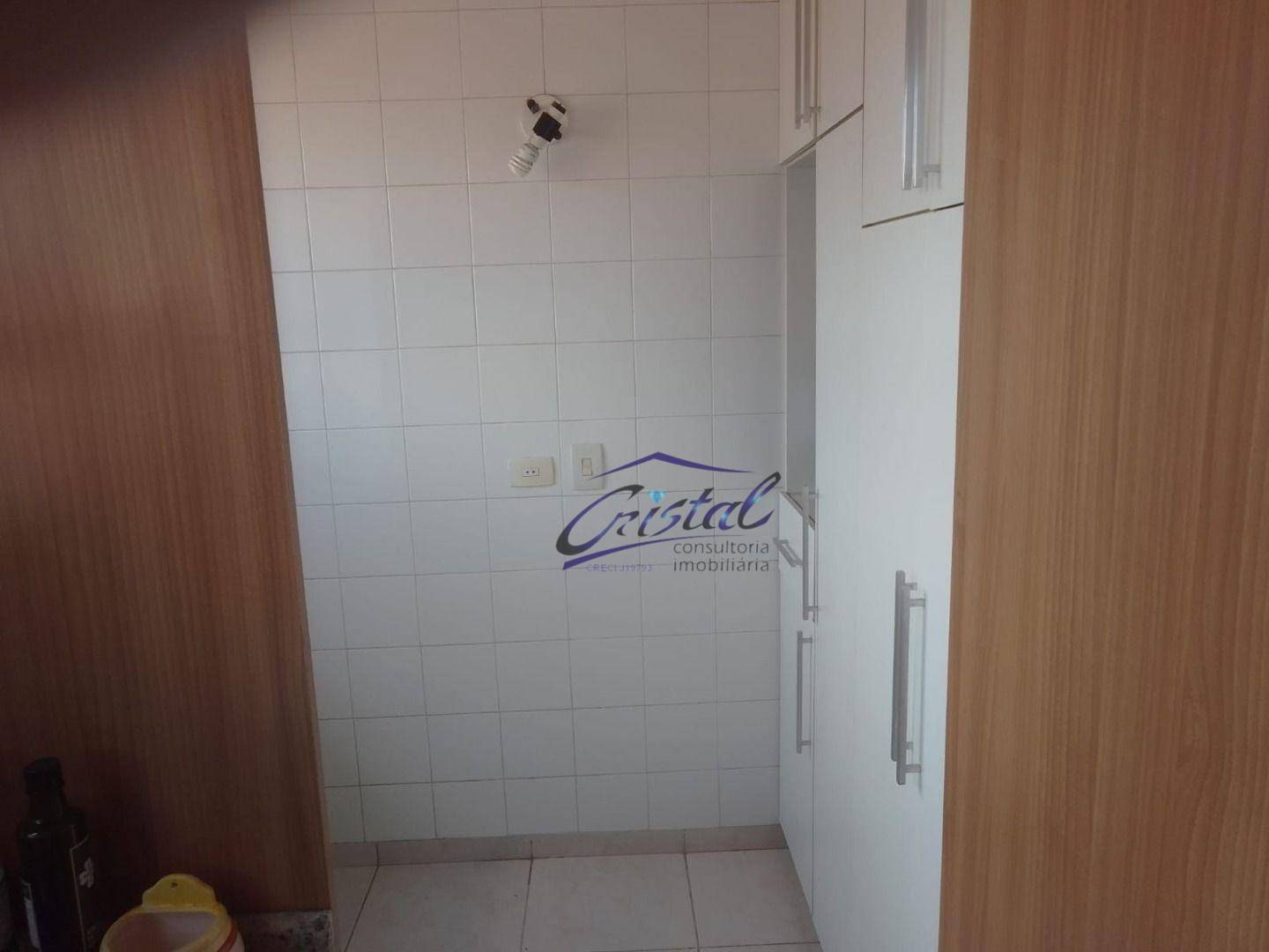 Apartamento à venda com 2 quartos, 61m² - Foto 17