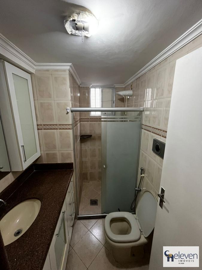 Apartamento à venda com 2 quartos, 70m² - Foto 24