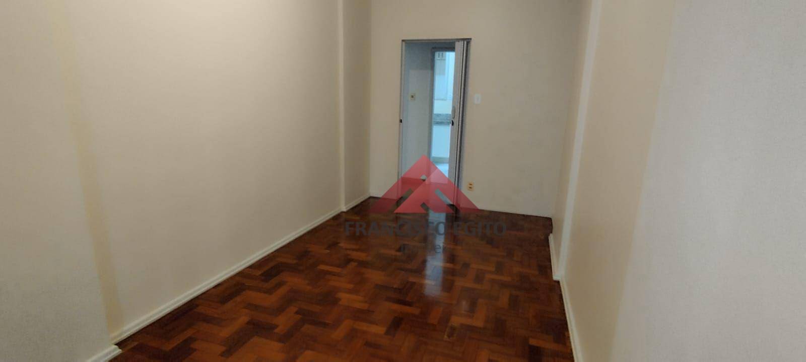 Apartamento à venda com 2 quartos, 70m² - Foto 18