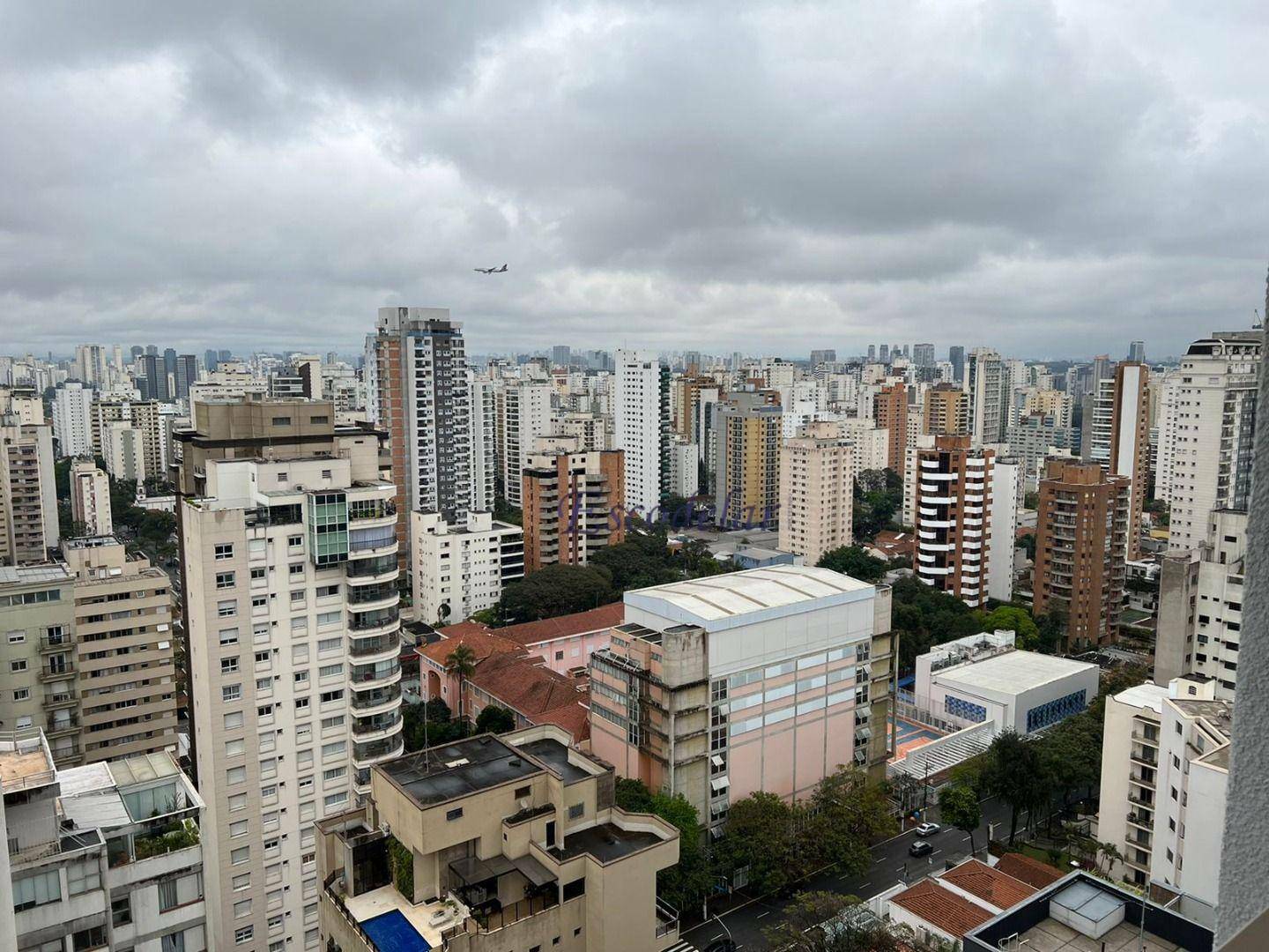 Apartamento à venda com 4 quartos, 280m² - Foto 5