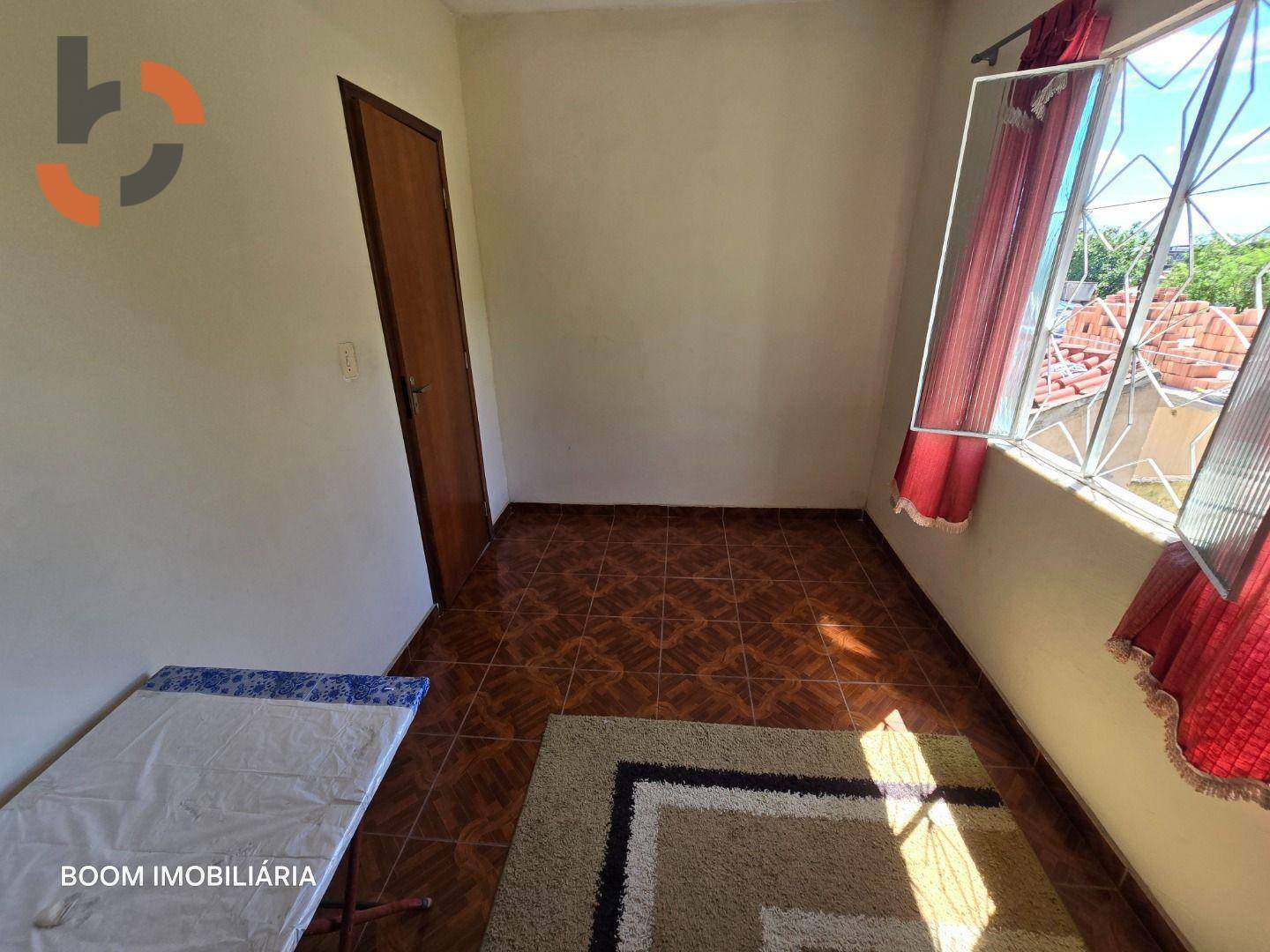 Casa à venda com 4 quartos, 200m² - Foto 26