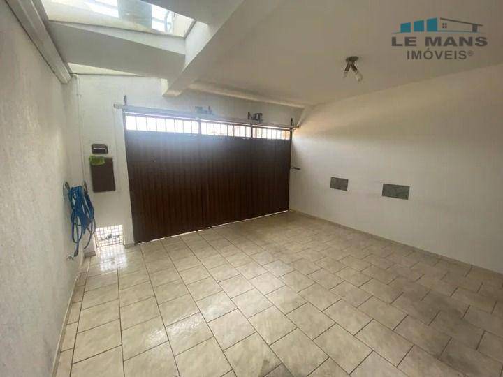 Casa à venda com 3 quartos, 127m² - Foto 3