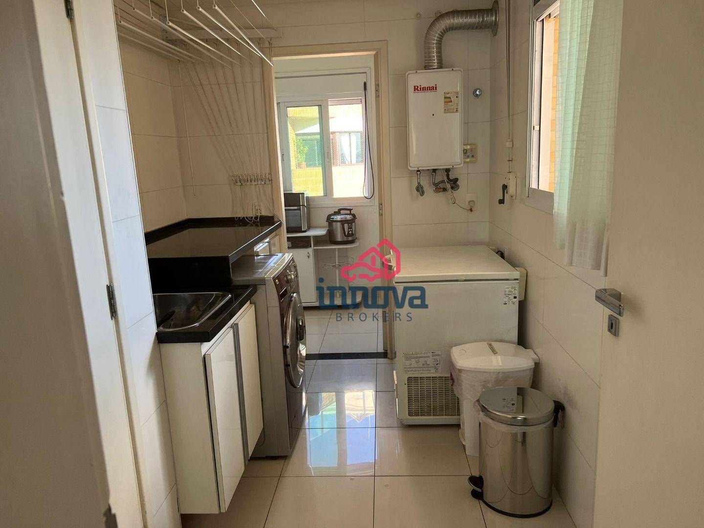 Apartamento à venda com 3 quartos, 190m² - Foto 10