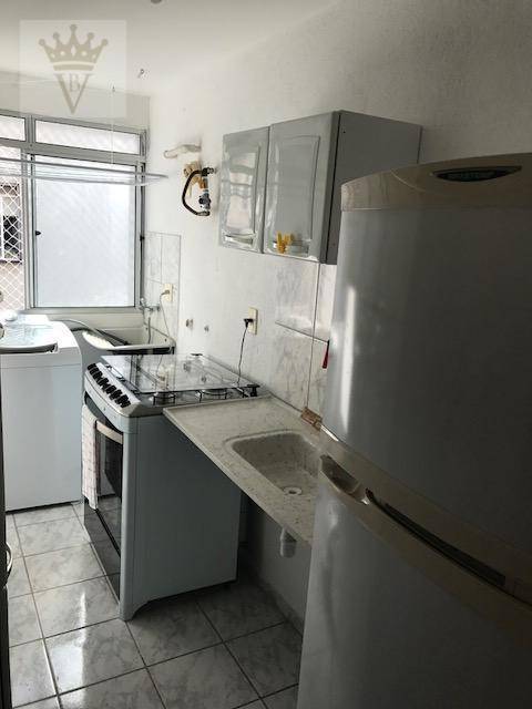 Apartamento à venda com 3 quartos, 66m² - Foto 2