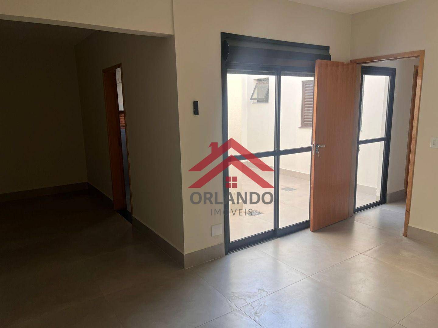 Casa à venda com 3 quartos, 220m² - Foto 5