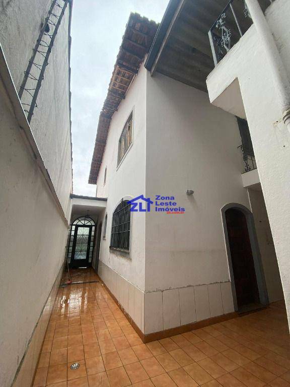 Sobrado à venda com 4 quartos, 140m² - Foto 4